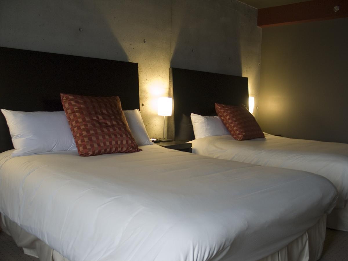 Grand Times Hotel Quebec City Exterior photo